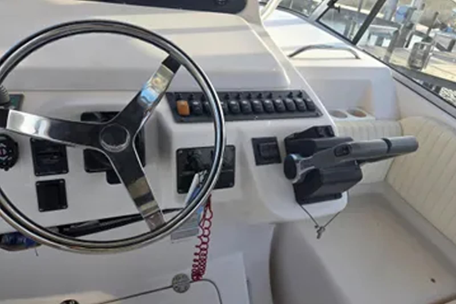 2004 Grady-White Express 330