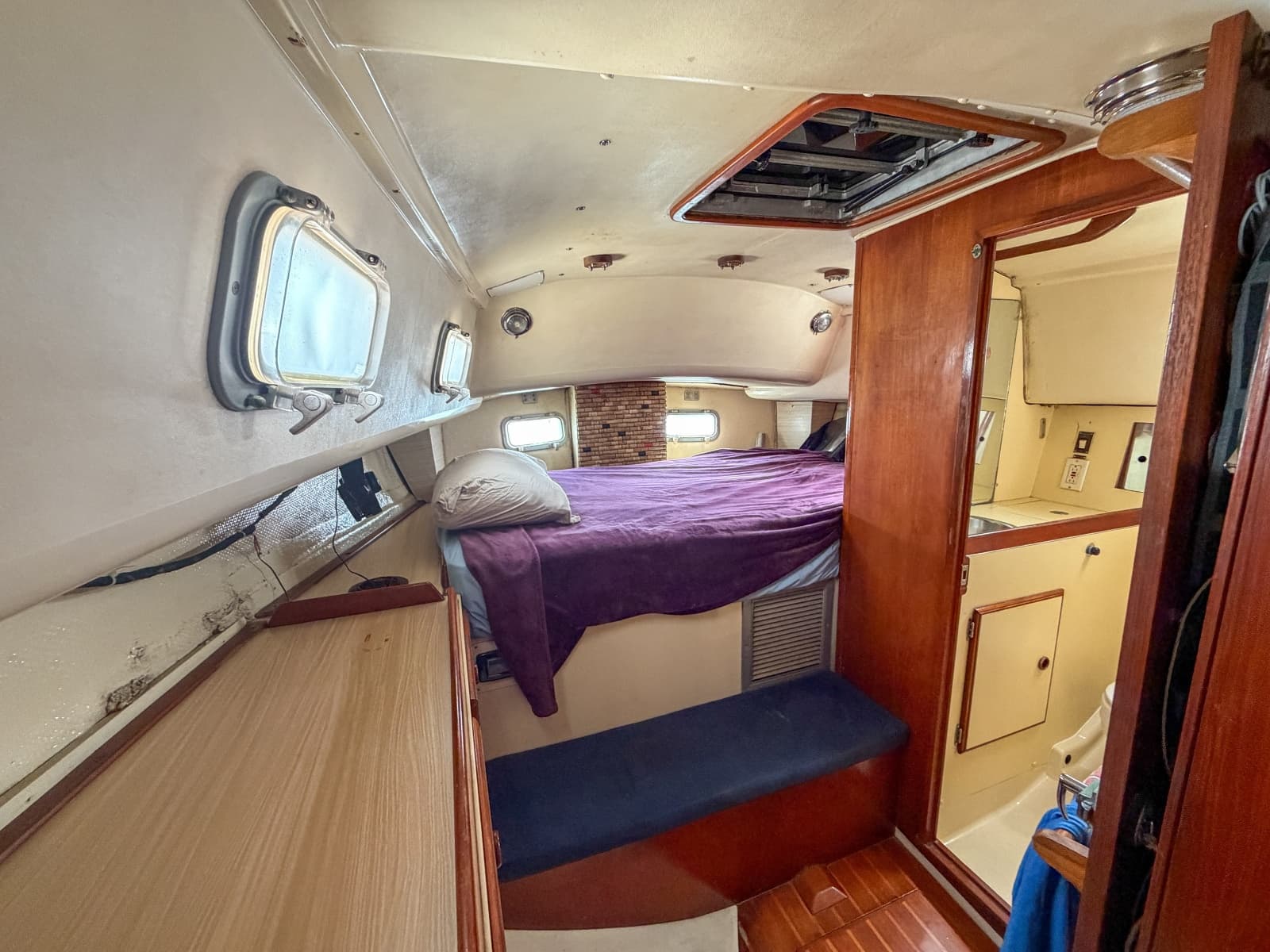 1984 Pearson 385