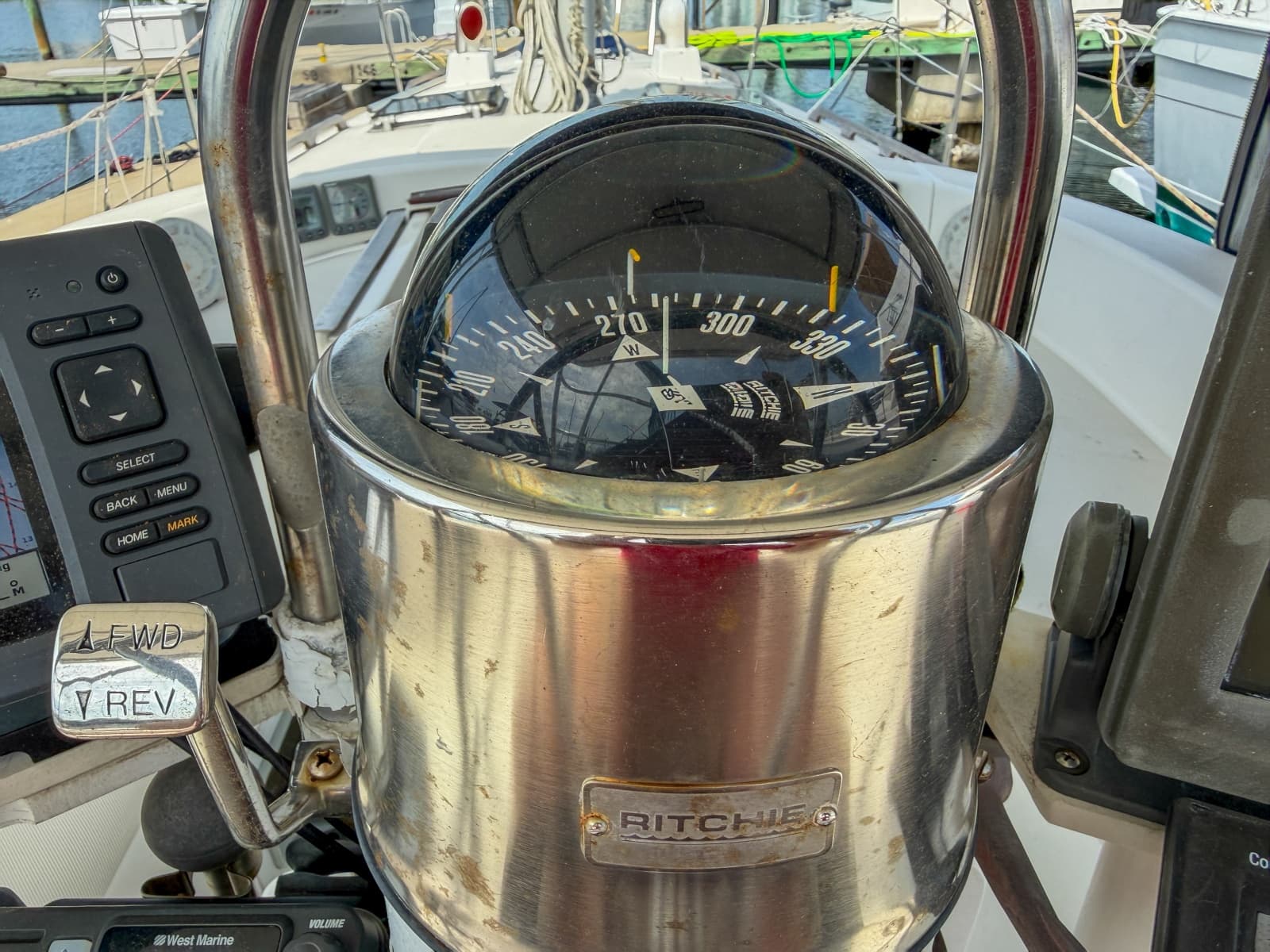 1984 Pearson 385