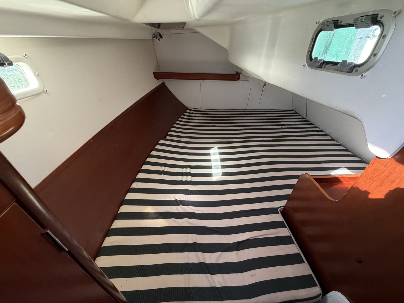 2003 Beneteau 331