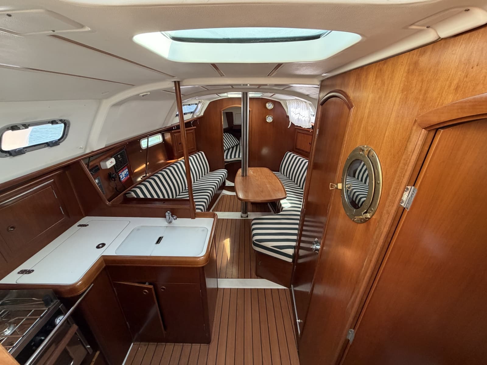 2003 Beneteau 331