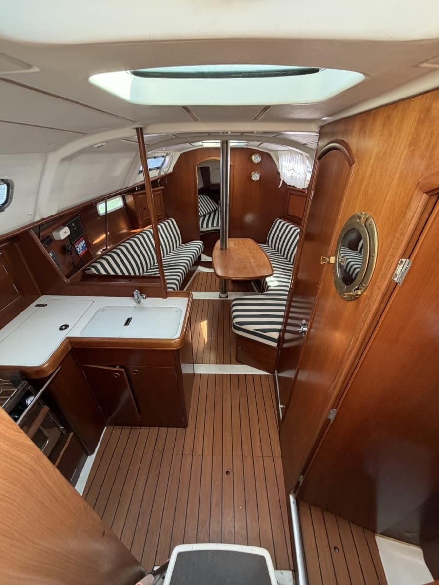 2003 Beneteau 331