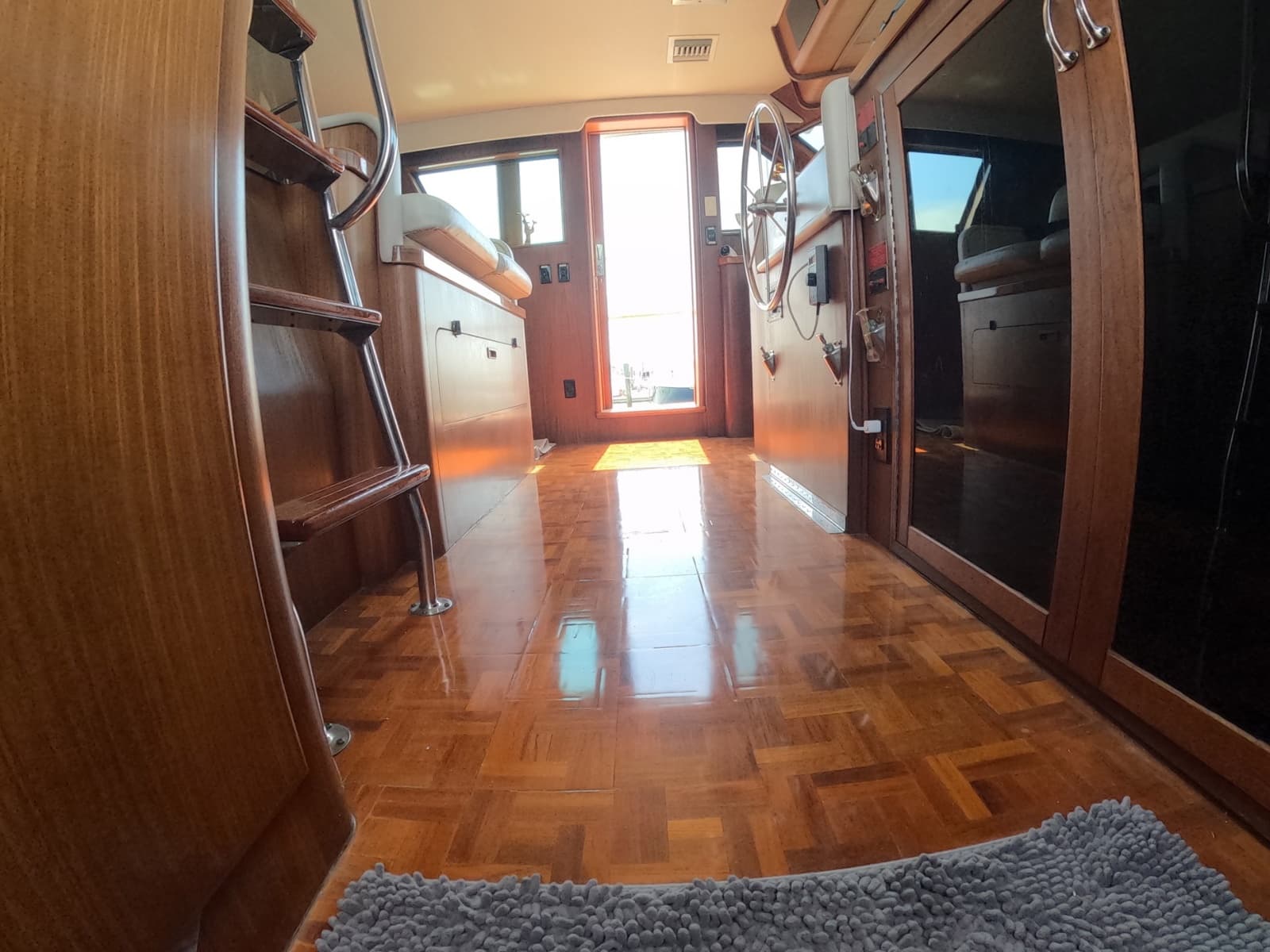 1987 Hatteras Motor Yacht