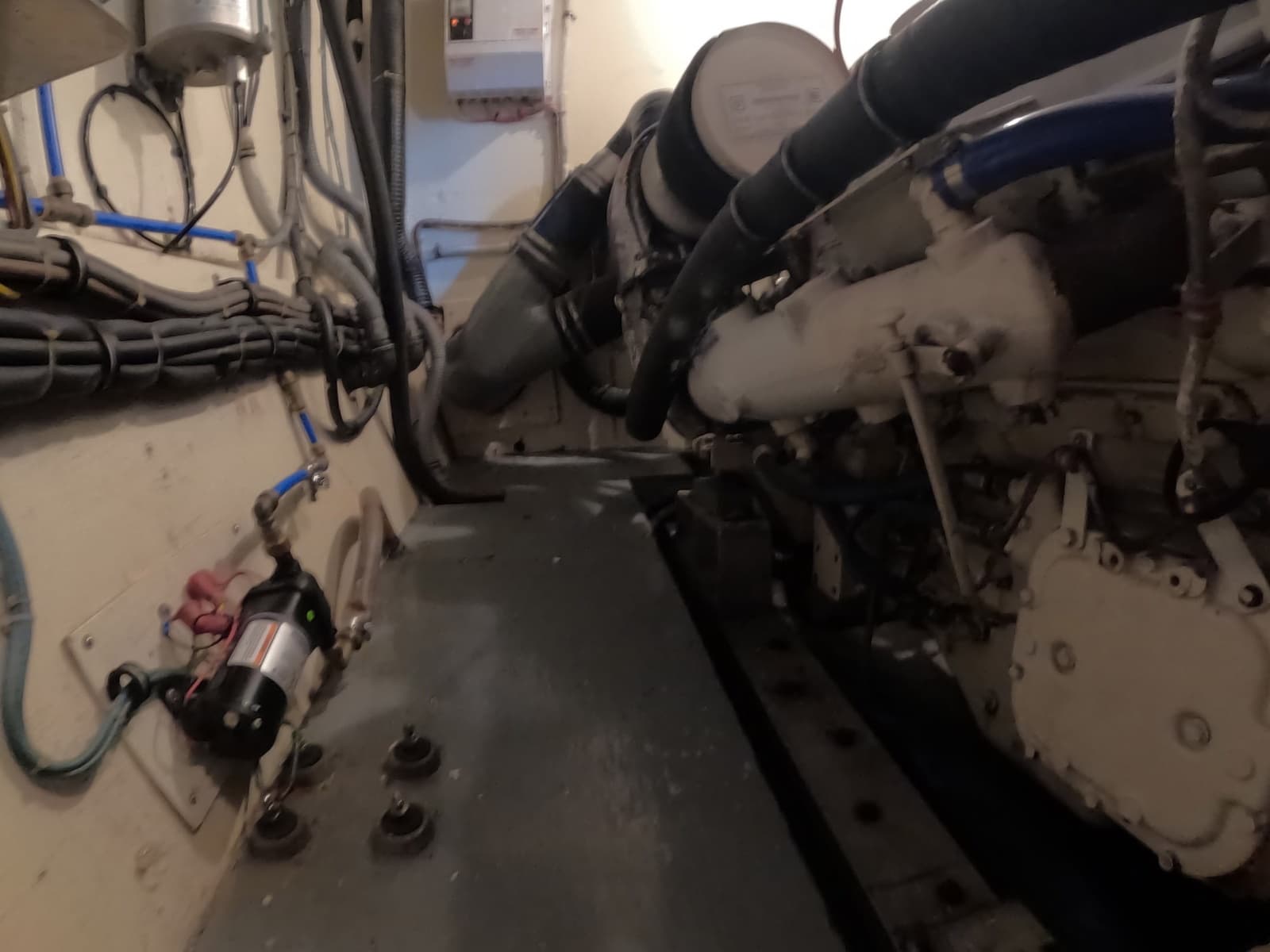 1987 Hatteras Motor Yacht