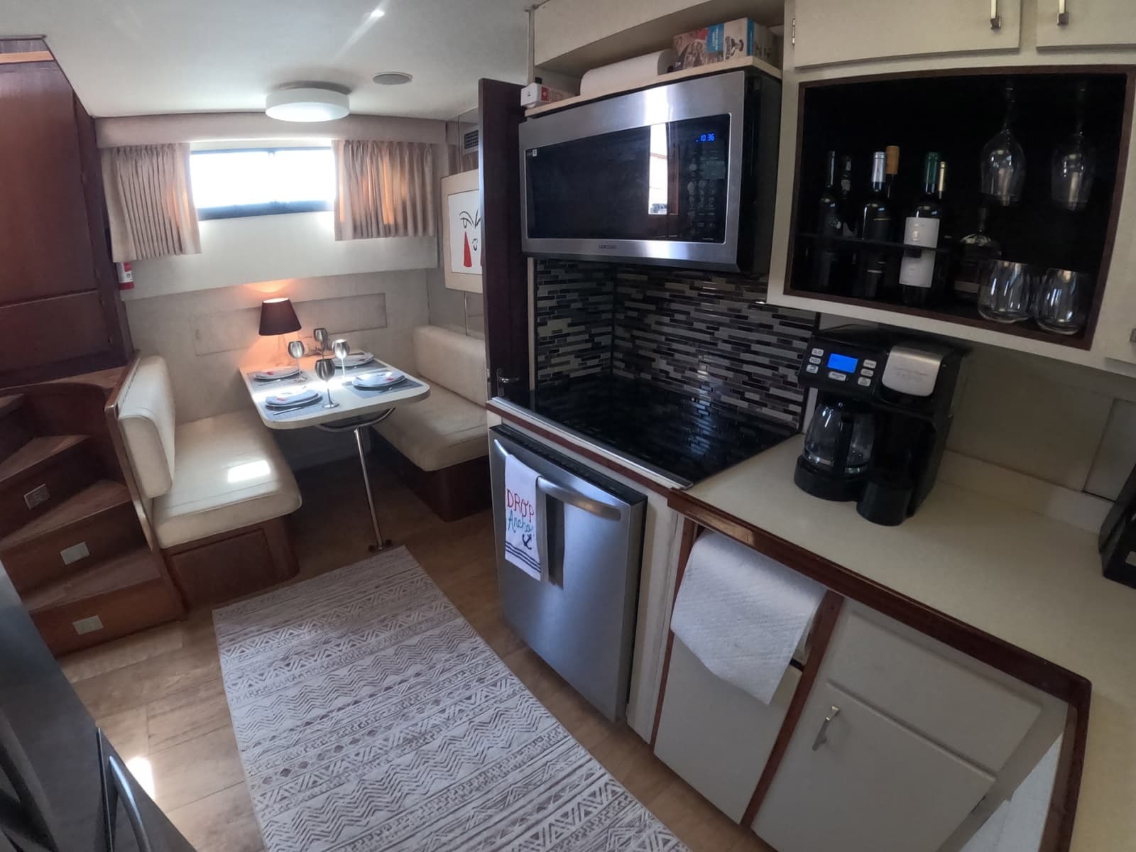 1987 Hatteras Motor Yacht