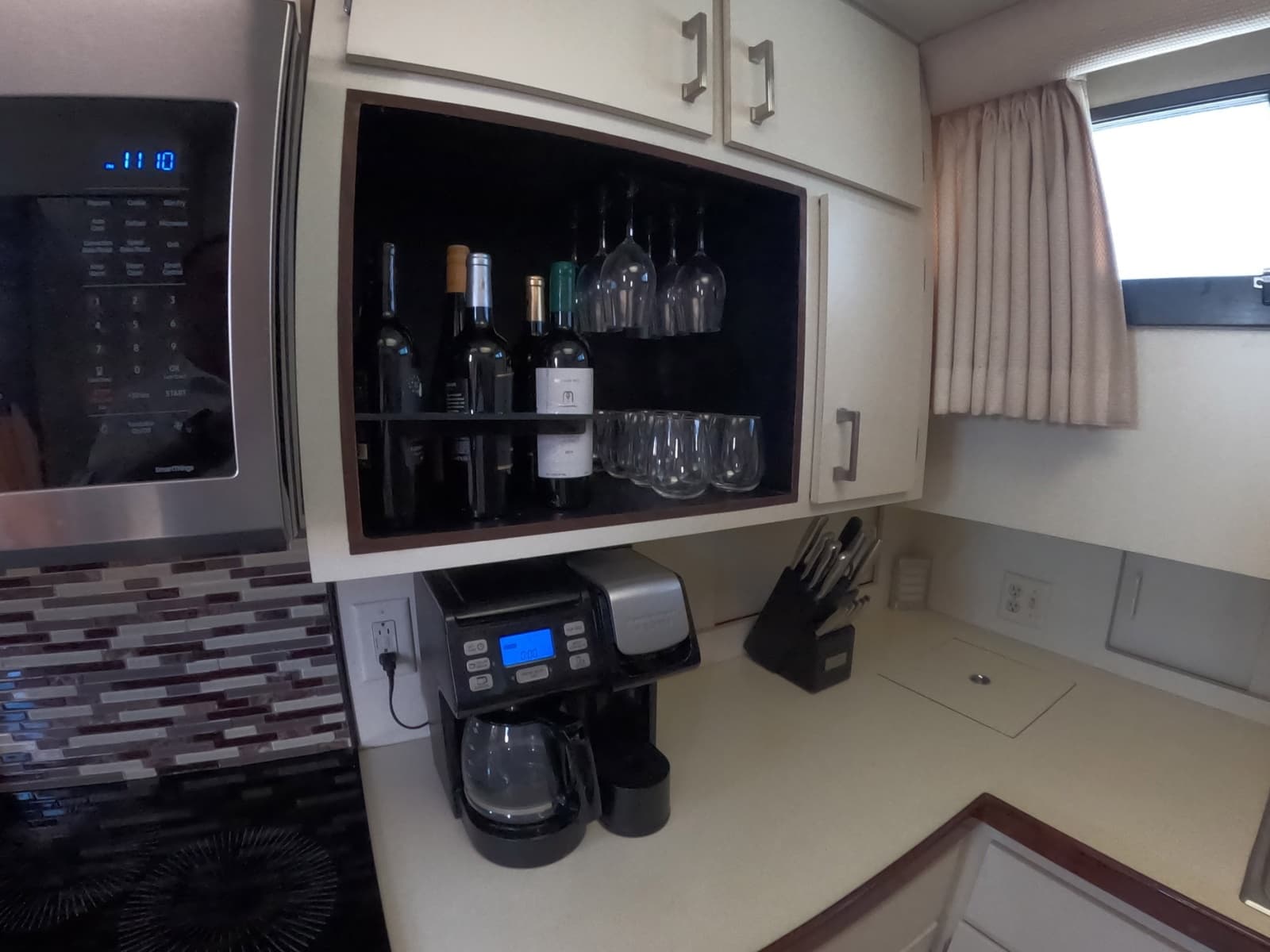 1987 Hatteras Motor Yacht