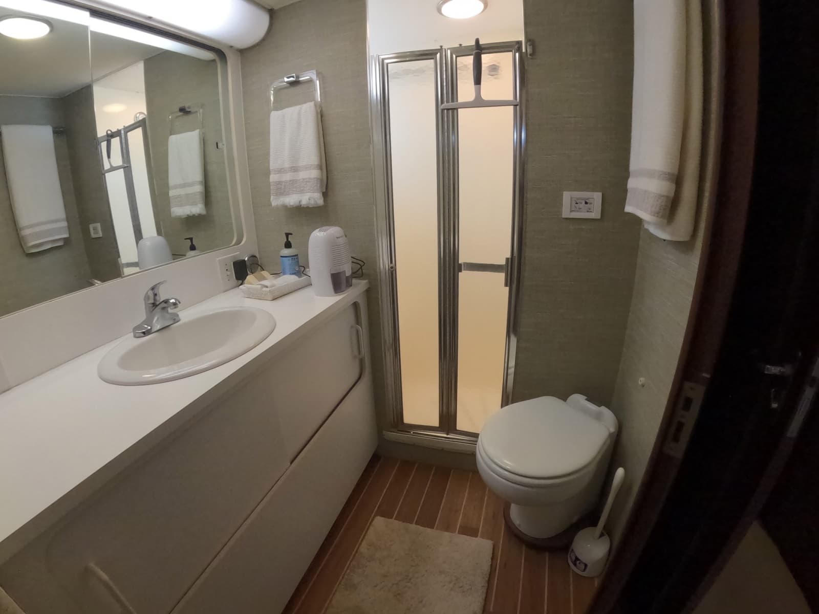 1987 Hatteras Motor Yacht