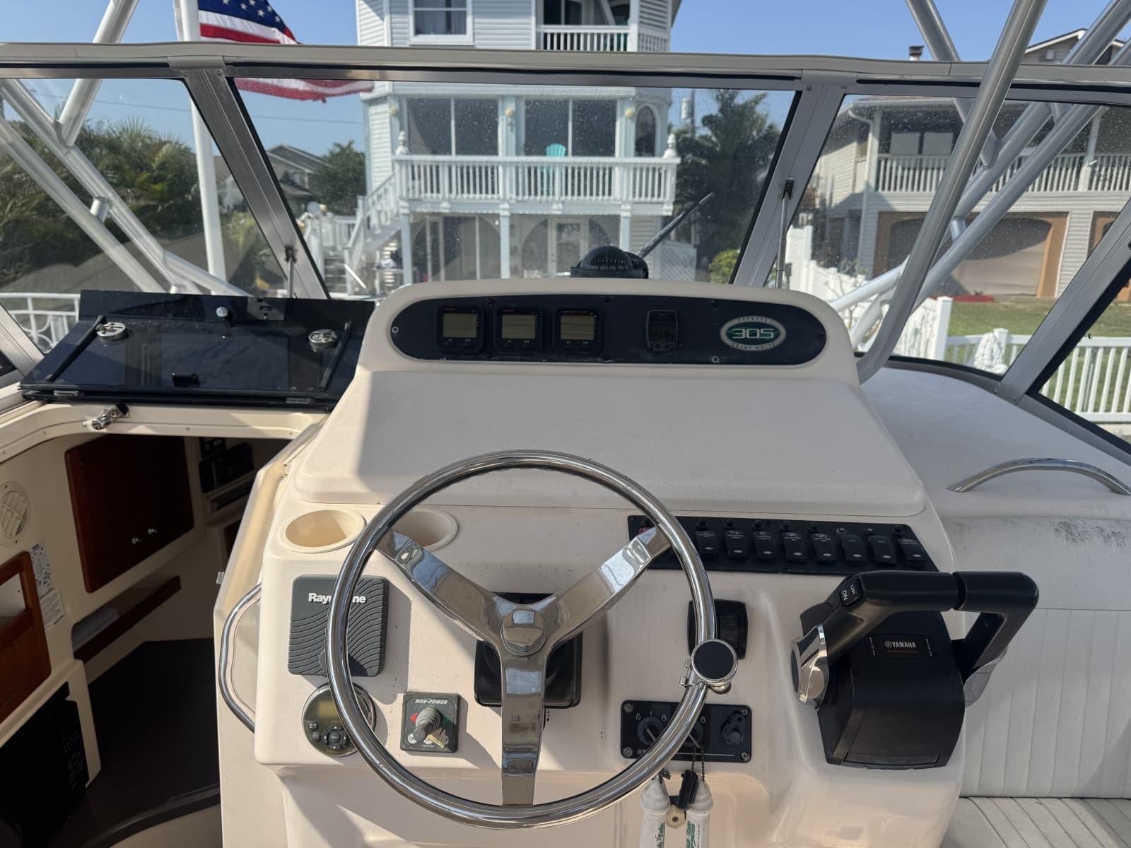2007 Grady-White 305 Express