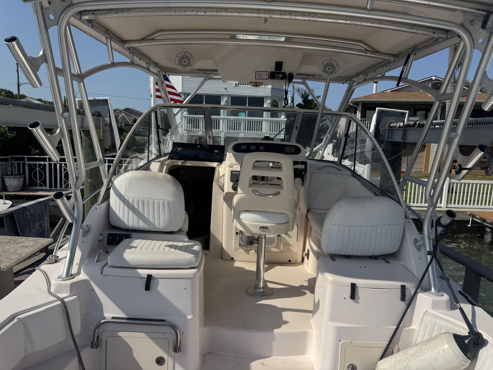 2007 Grady-White 305 Express