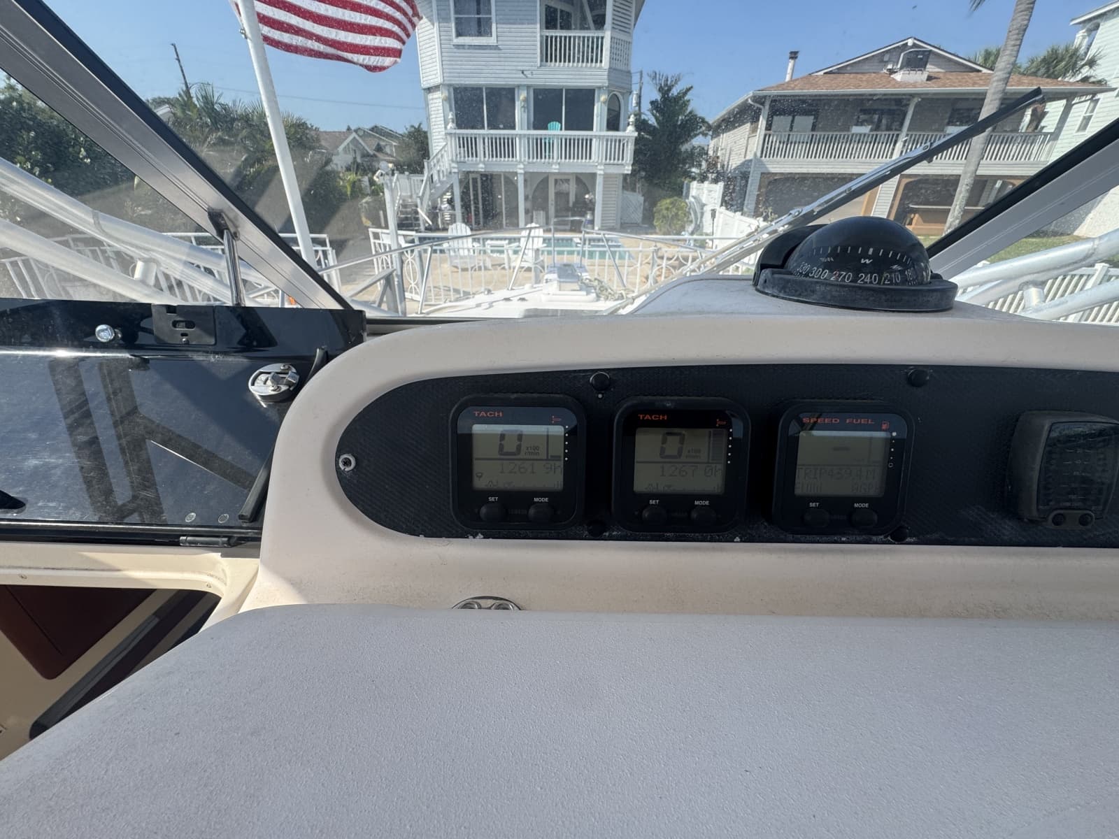2007 Grady-White 305 Express