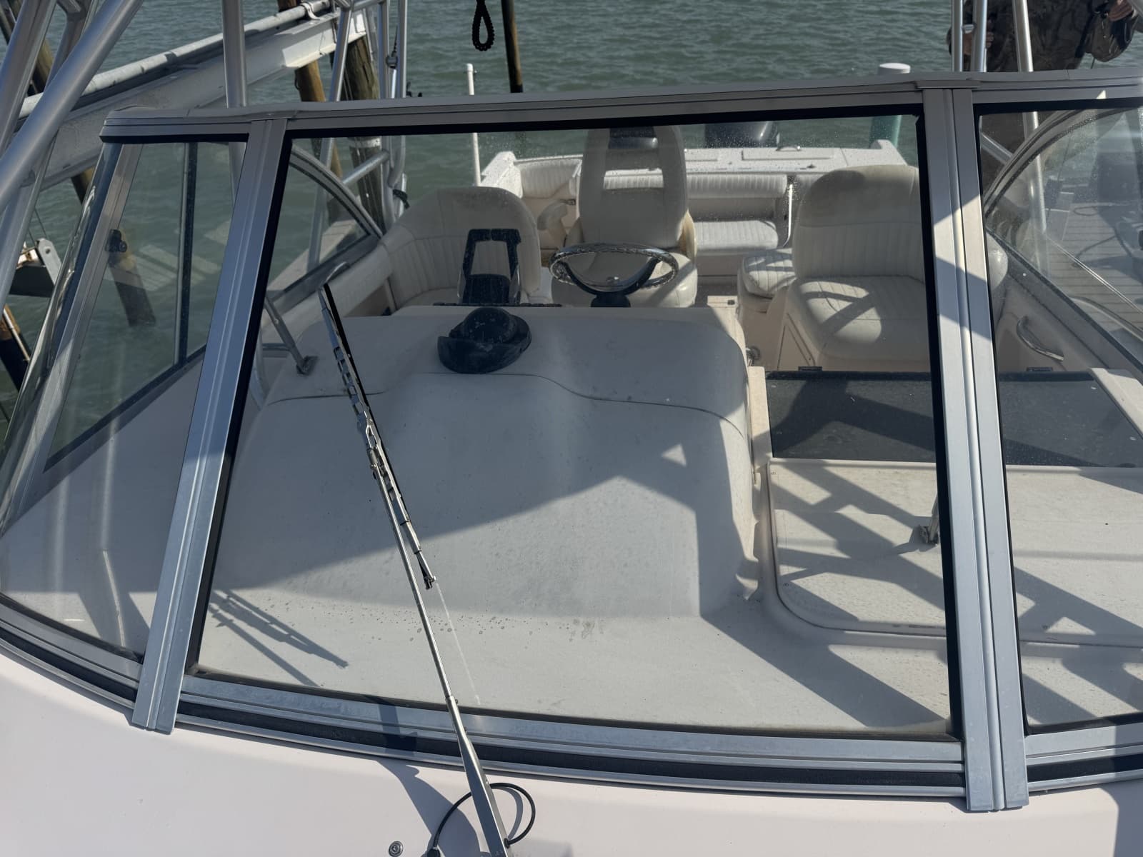 2007 Grady-White 305 Express
