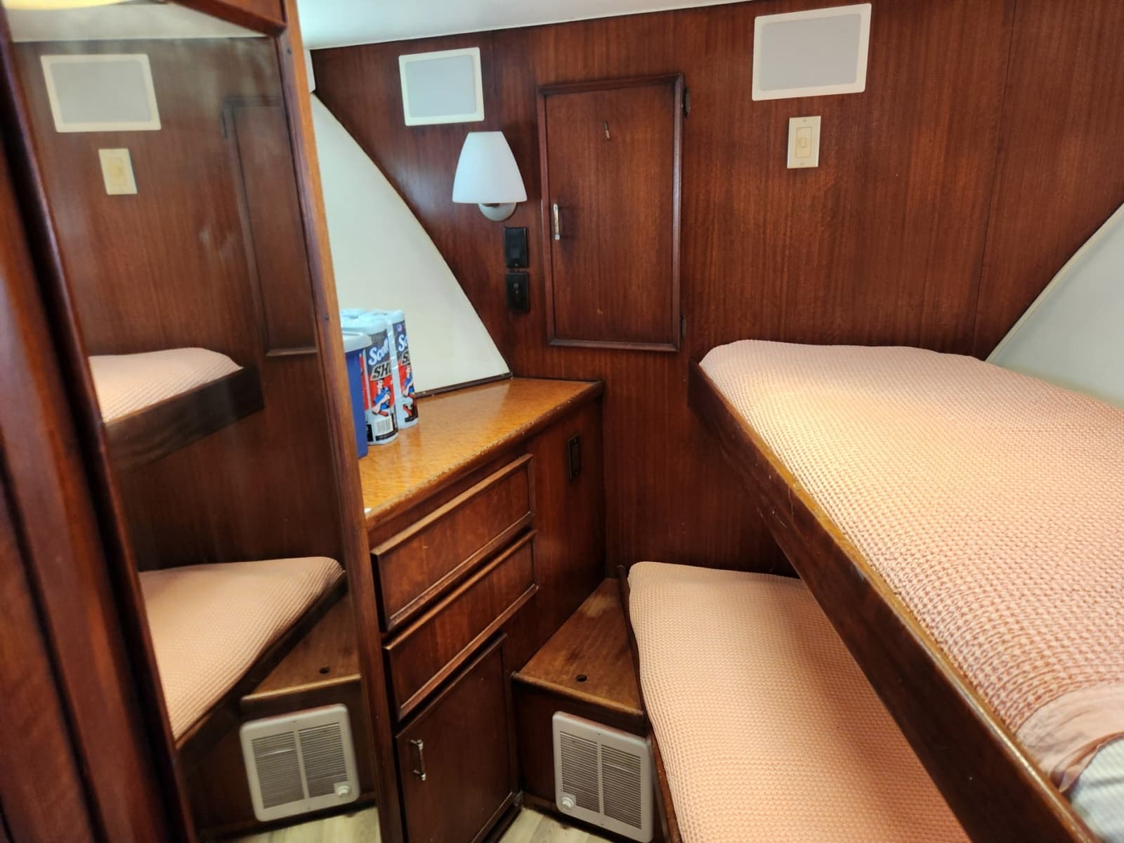 1978 Hatteras 53 Motor Yacht