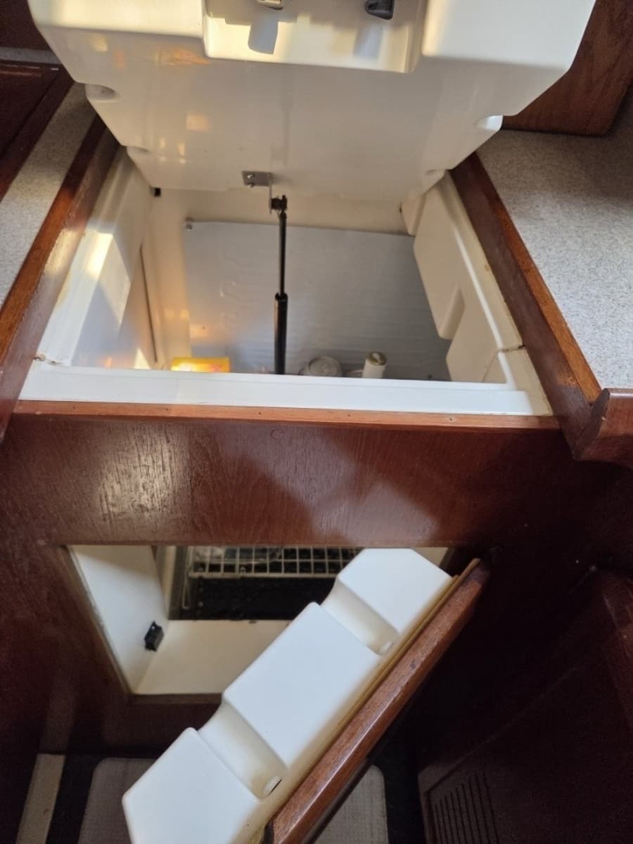 1991 Hunter Passage 42