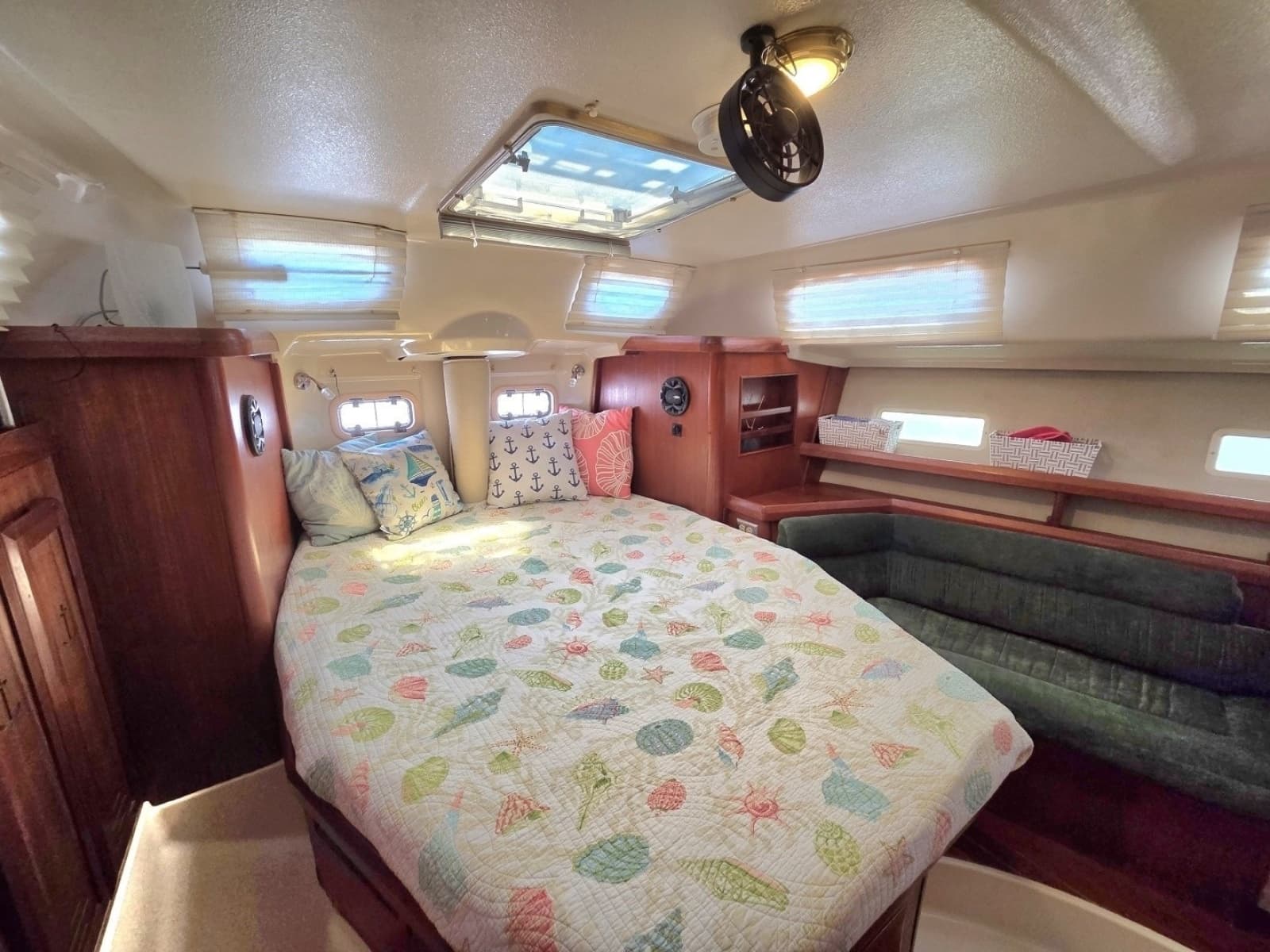 1991 Hunter Passage 42
