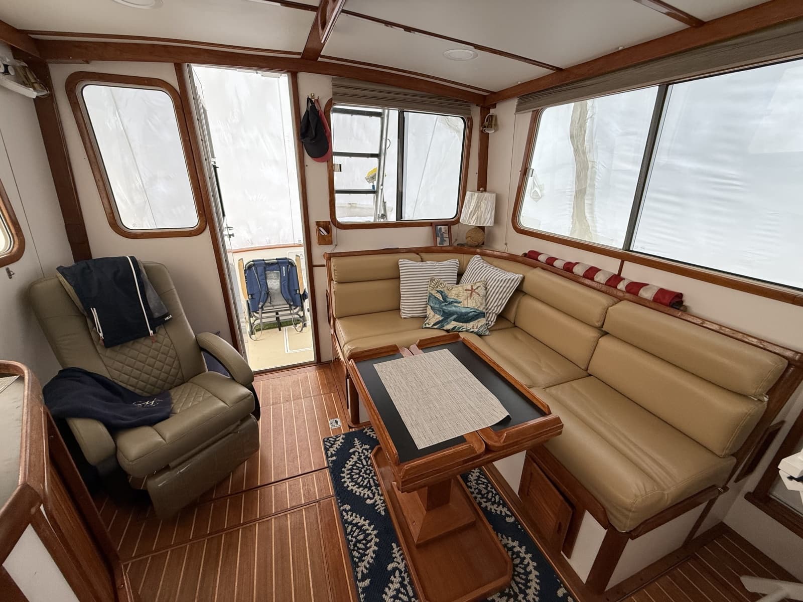 1996 Legacy Yachts 40 Flybridge