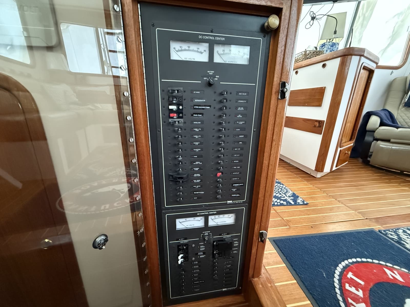 1996 Legacy Yachts 40 Flybridge