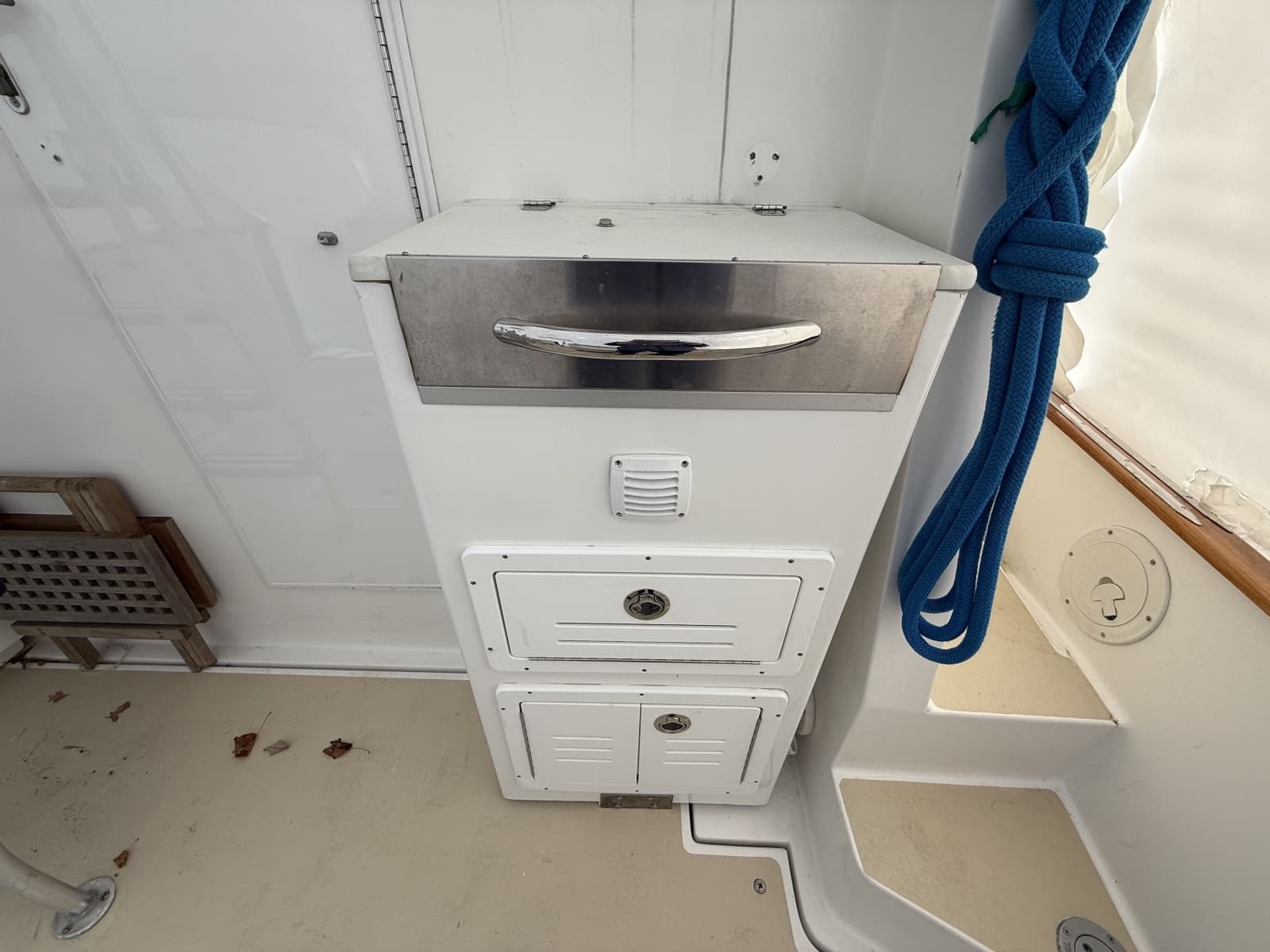 1996 Legacy Yachts 40 Flybridge