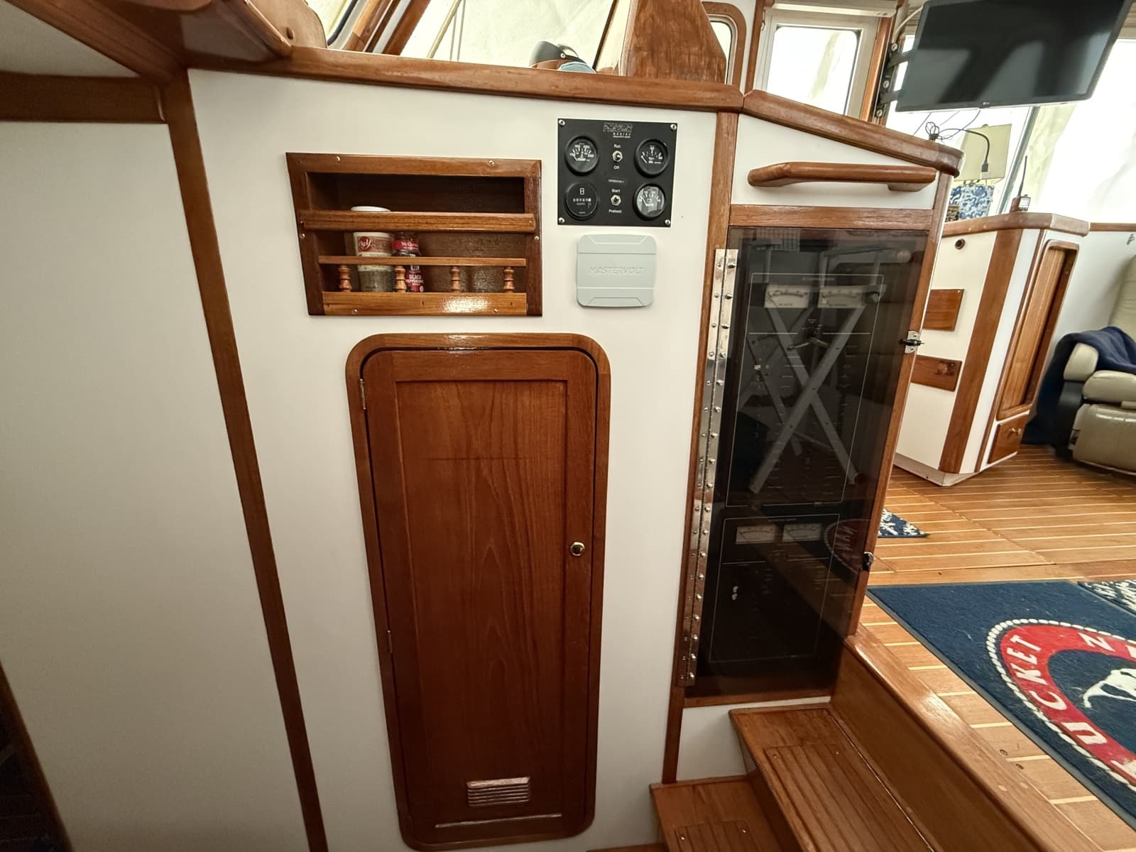 1996 Legacy Yachts 40 Flybridge