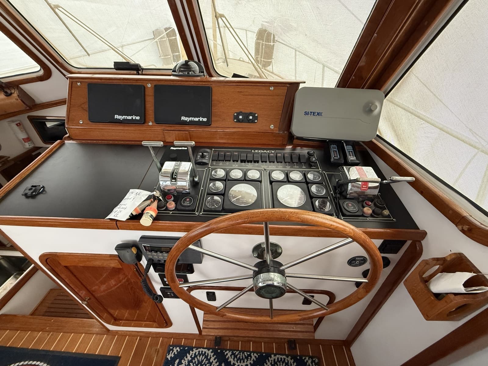 1996 Legacy Yachts 40 Flybridge