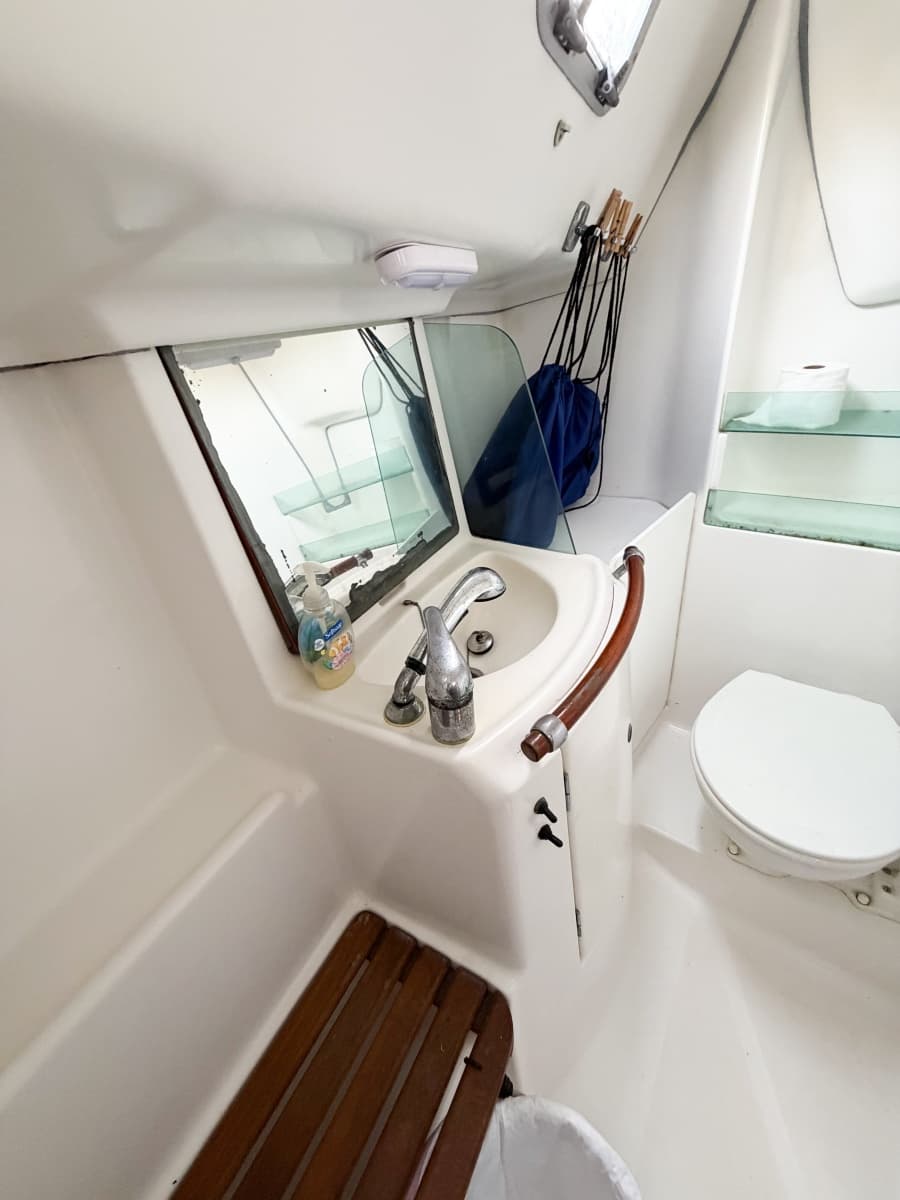 2007 Beneteau 323