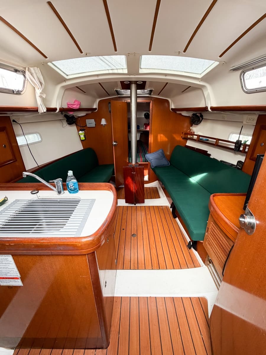 2007 Beneteau 323