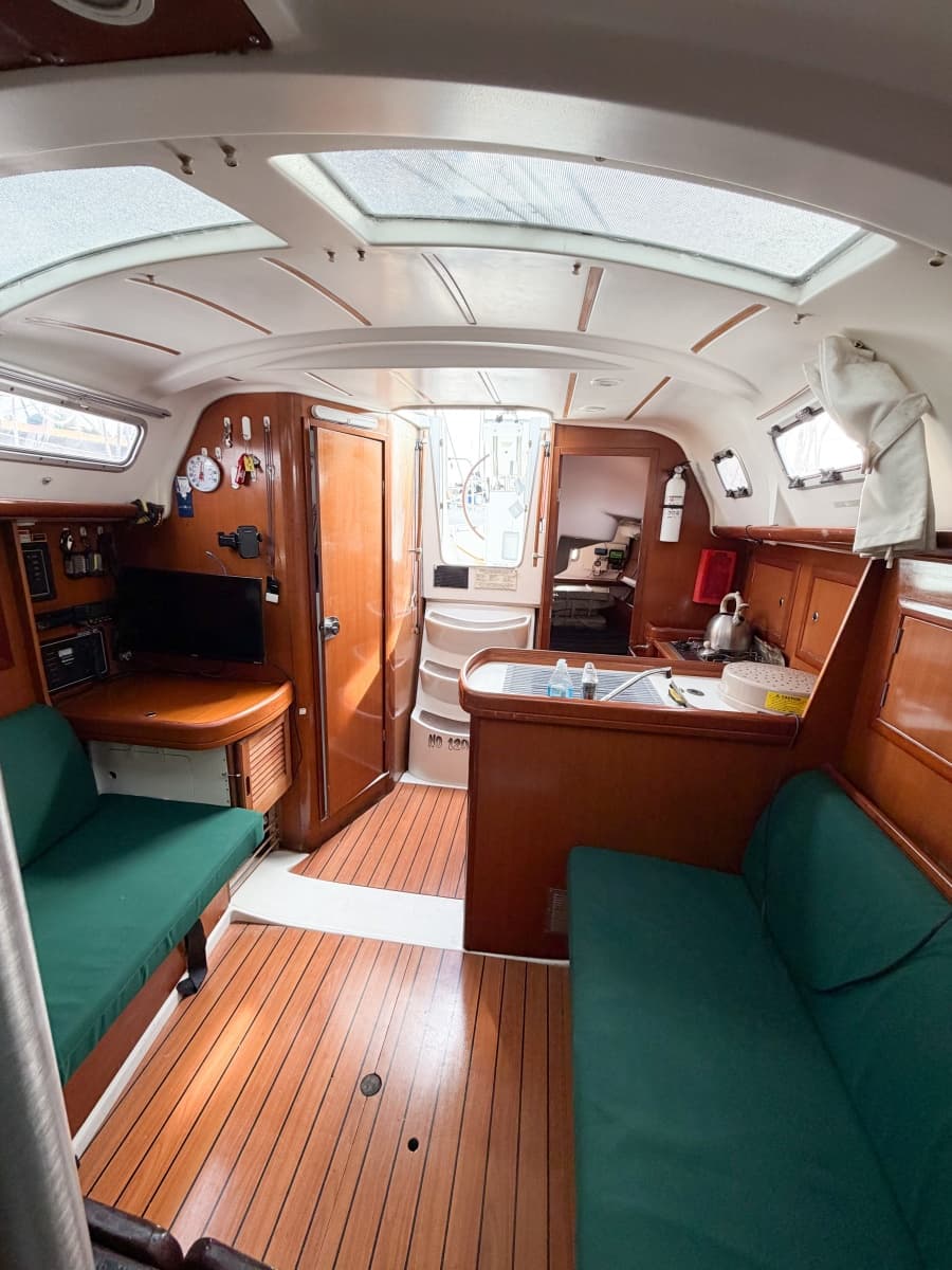 2007 Beneteau 323