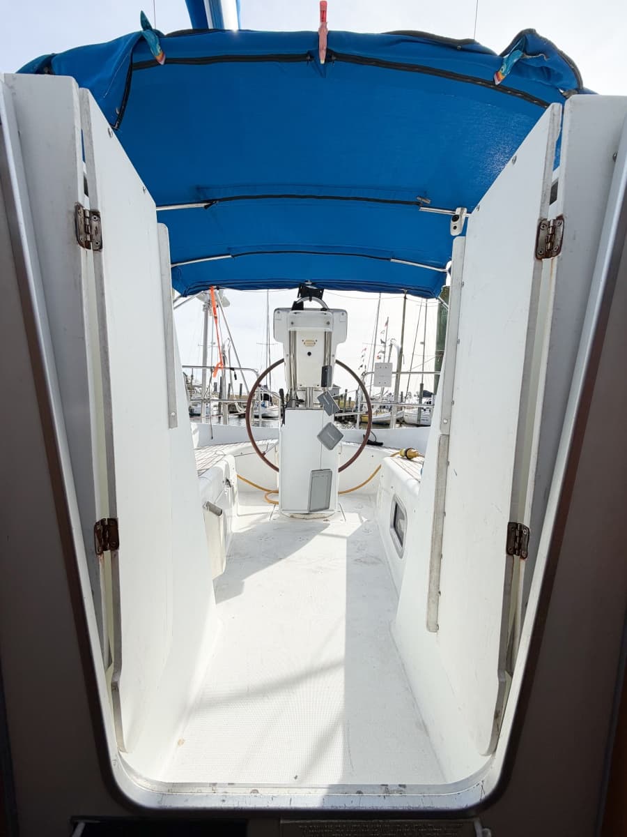 2007 Beneteau 323