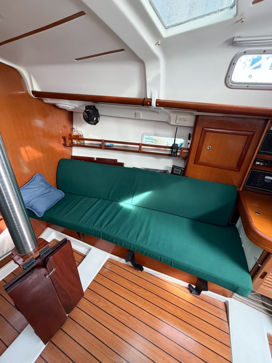 2007 Beneteau 323