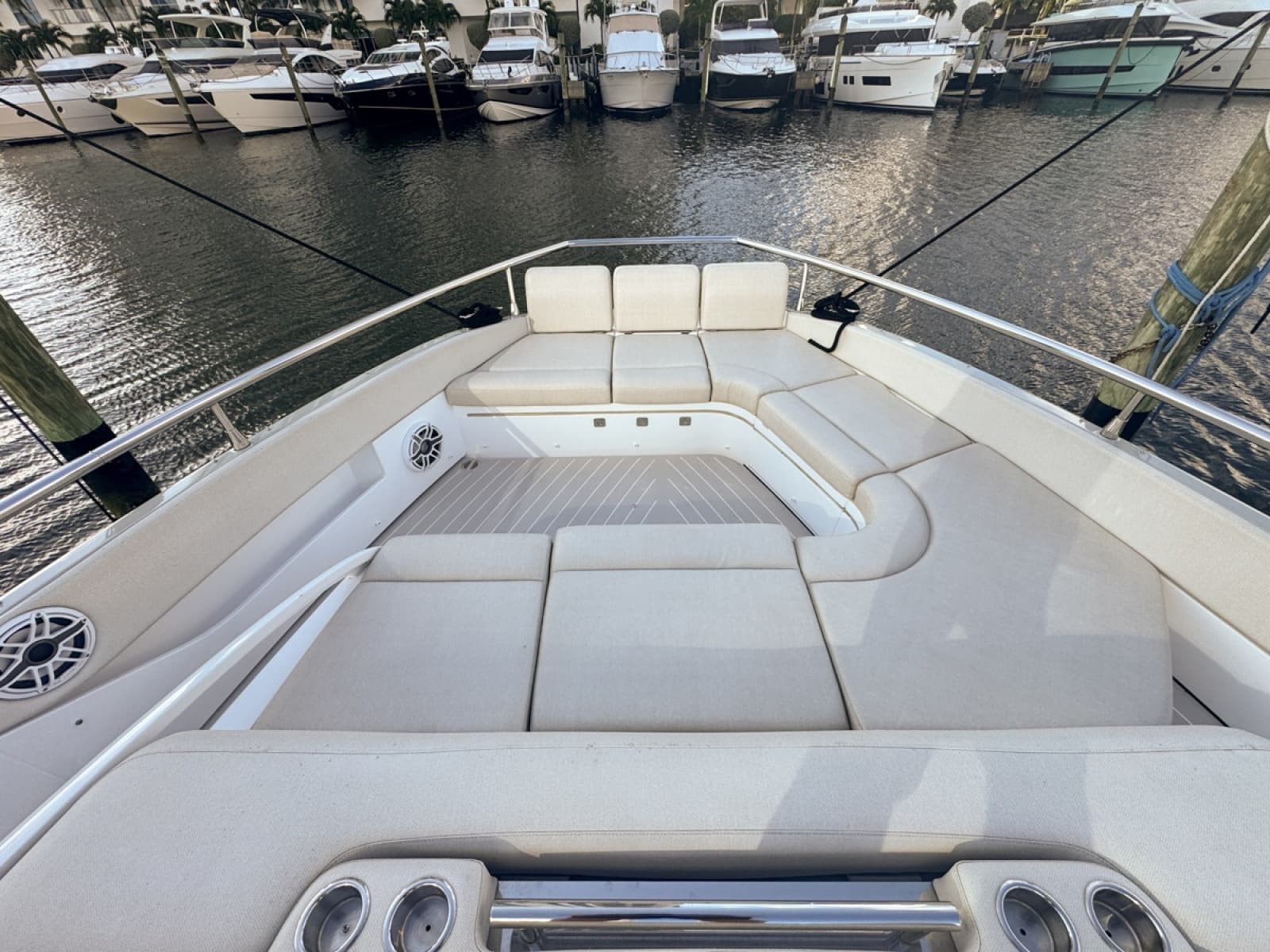 2023 Azimut Verve 47