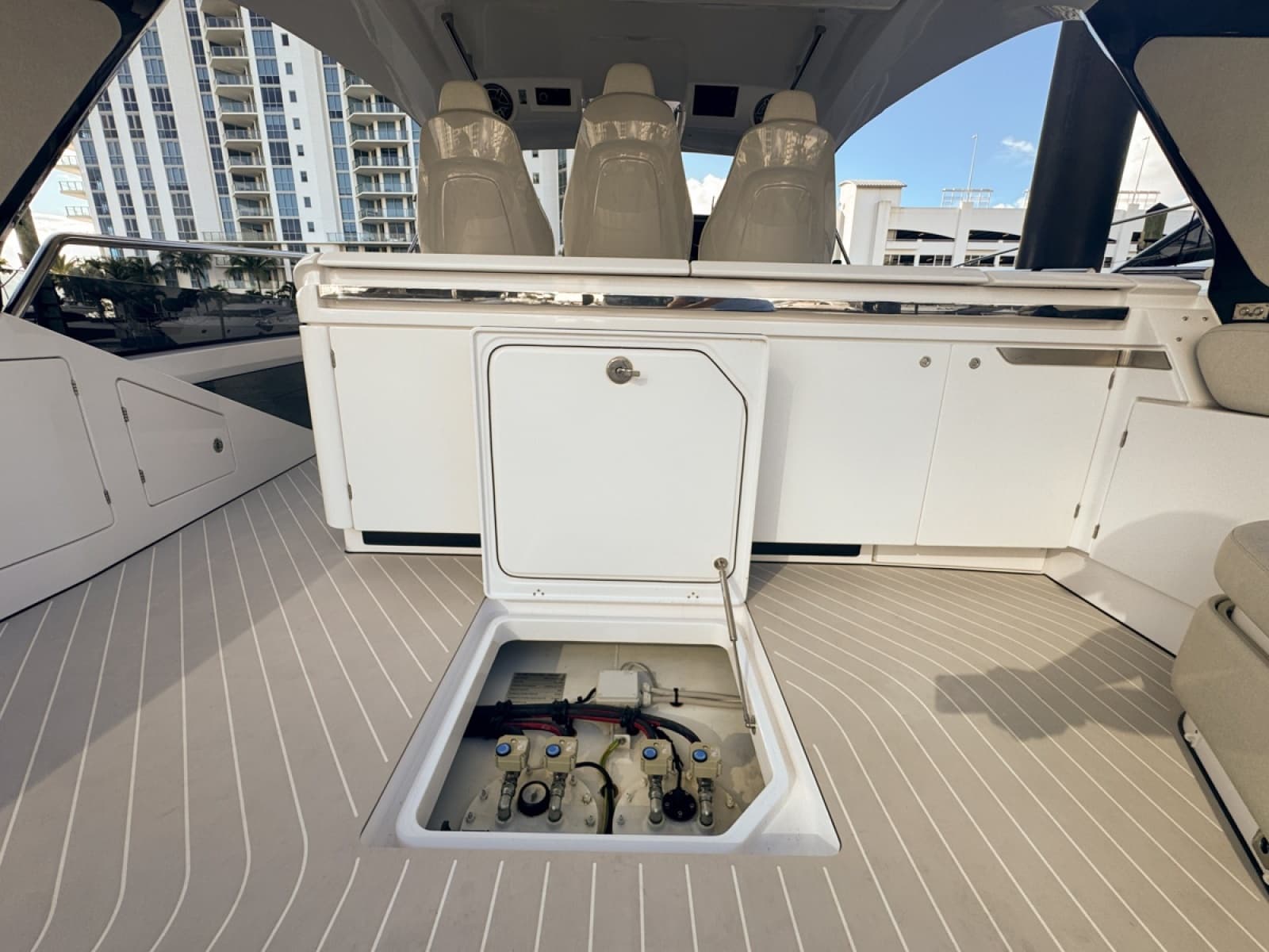 2023 Azimut Verve 47