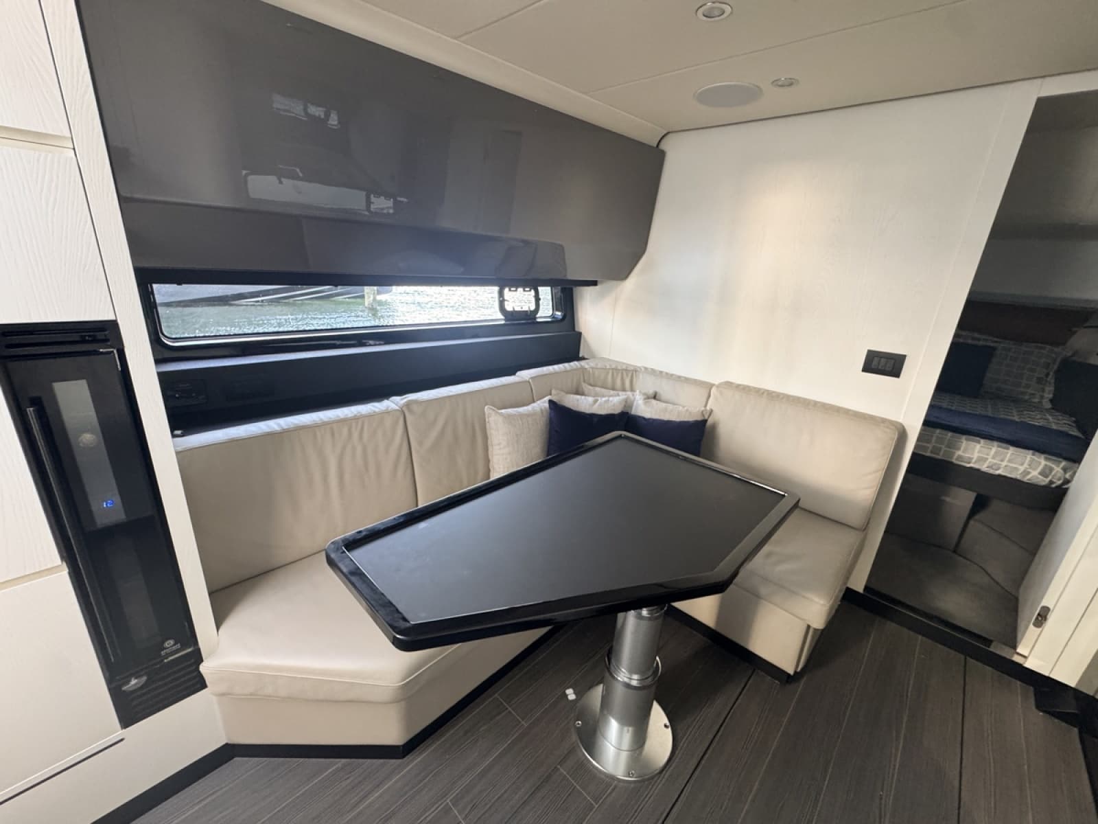 2023 Azimut Verve 47