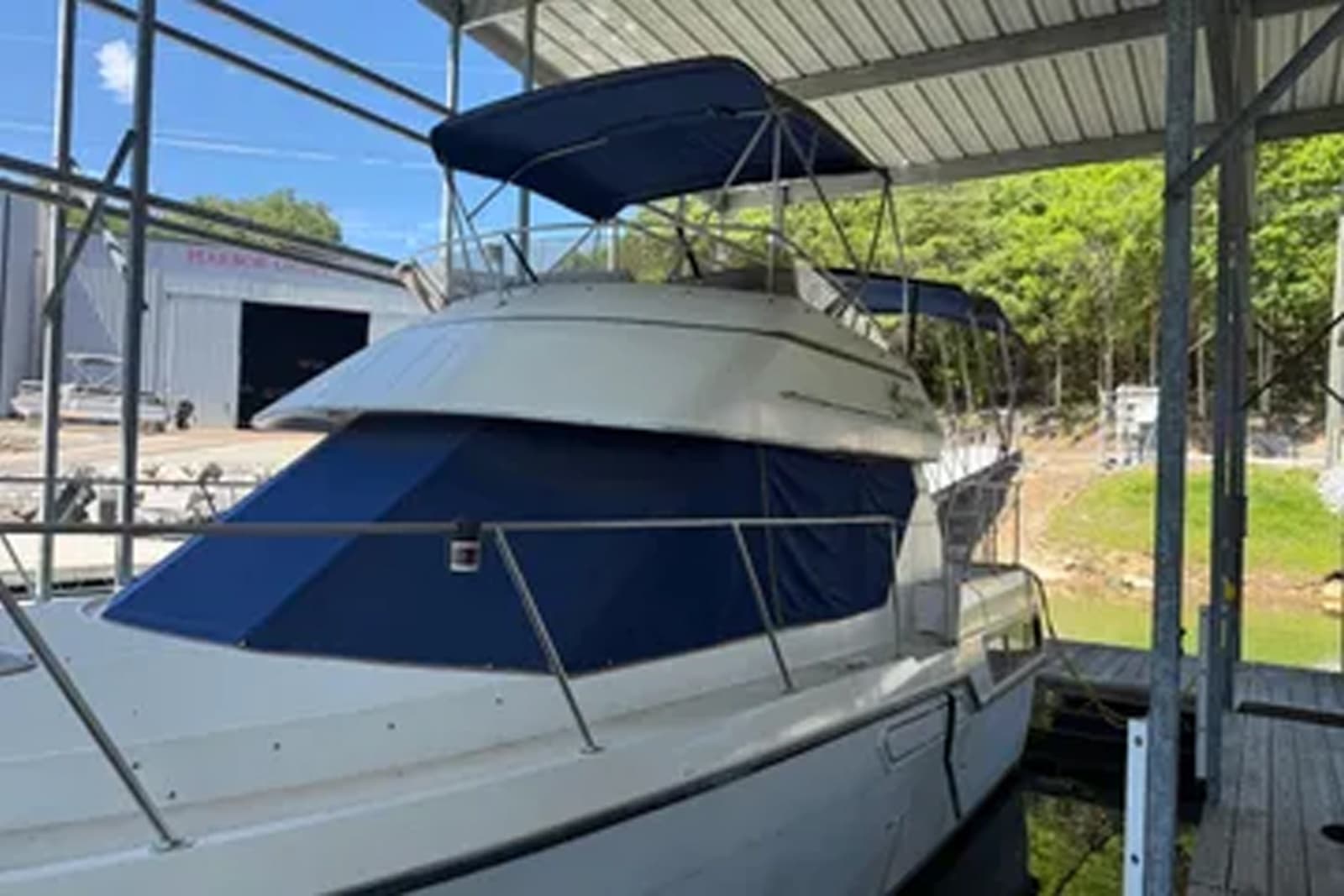 1994 Carver 300