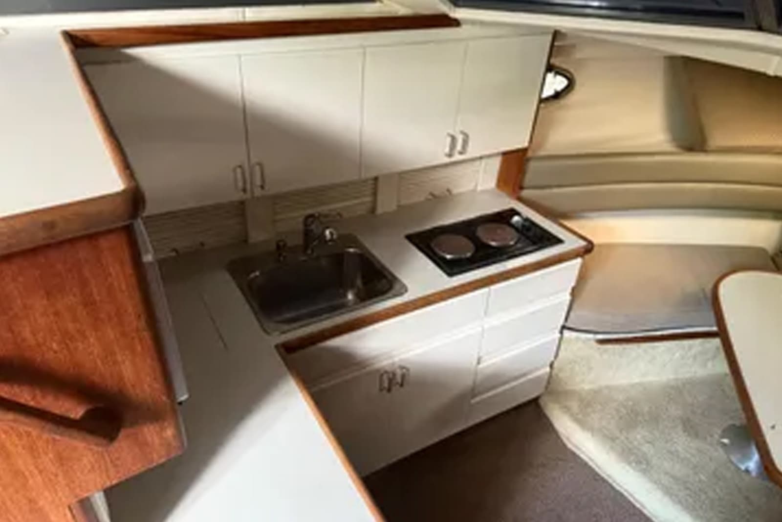 1994 Carver 300