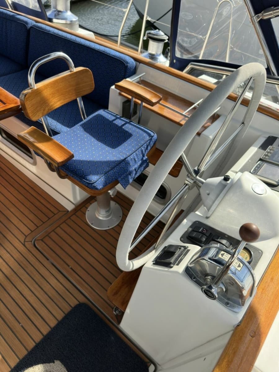2003 Beneteau 57