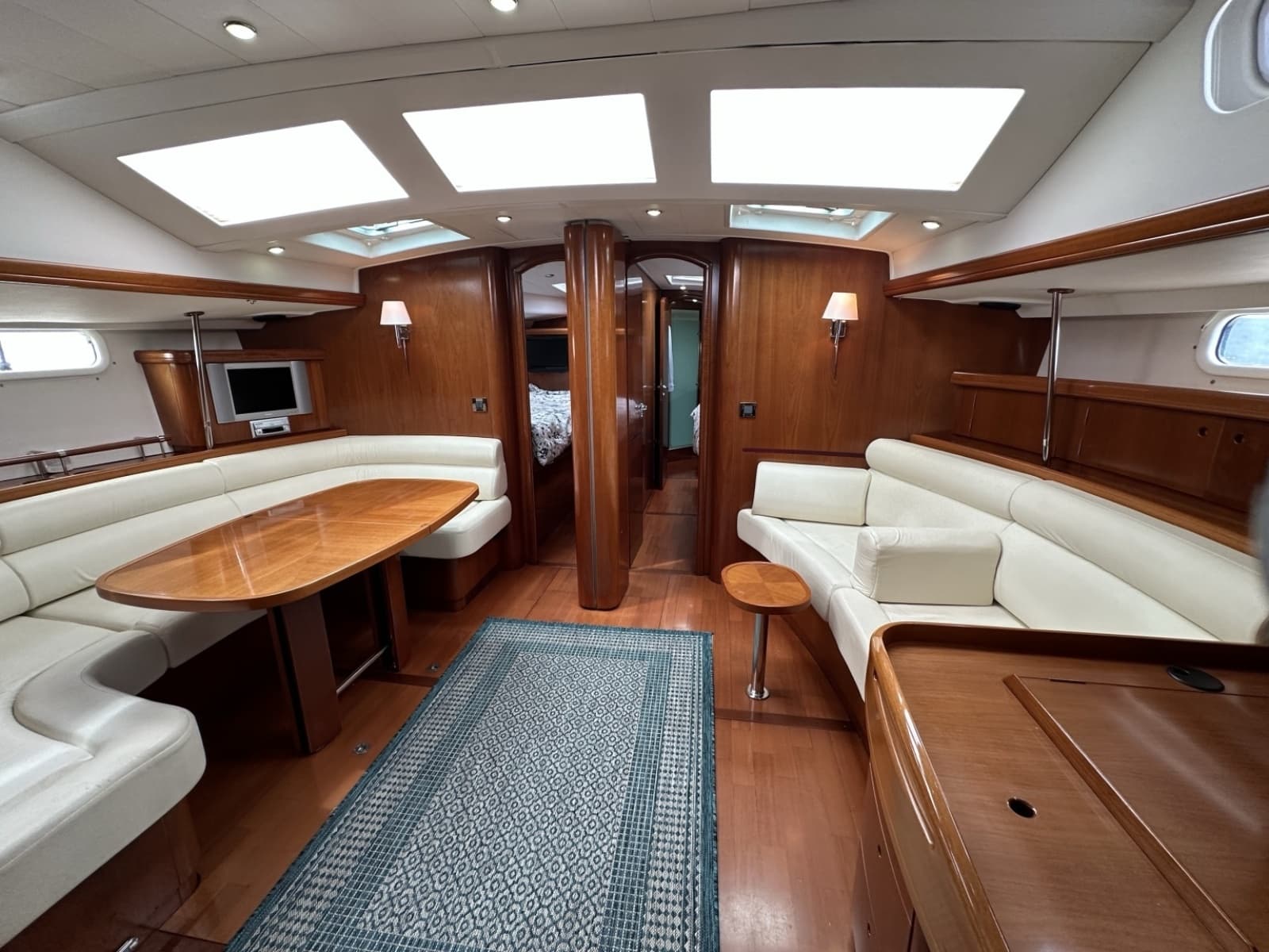 2003 Beneteau 57