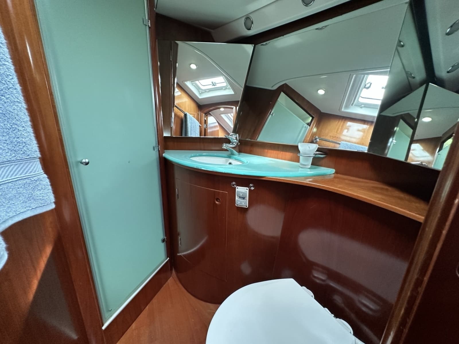 2003 Beneteau 57