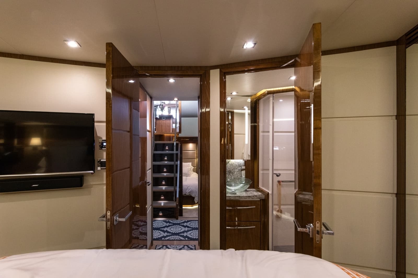 2018 Sea Ray L650 FLY