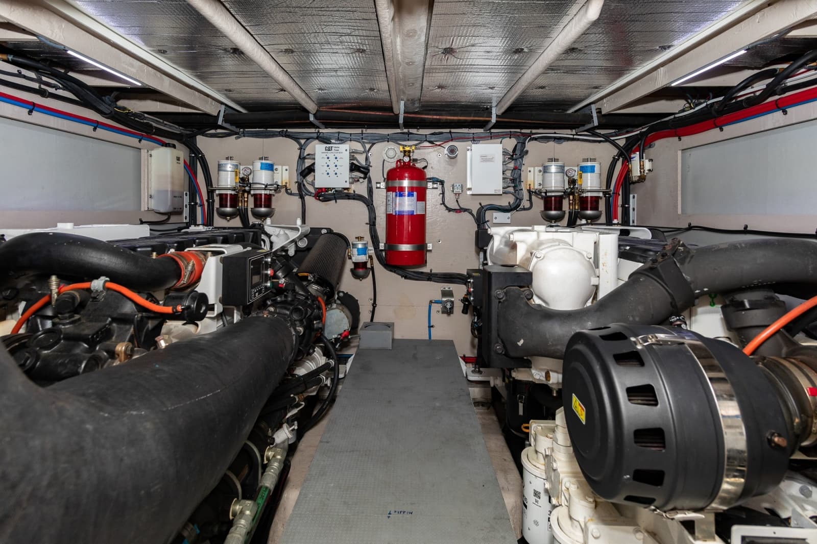 2018 Sea Ray L650 FLY
