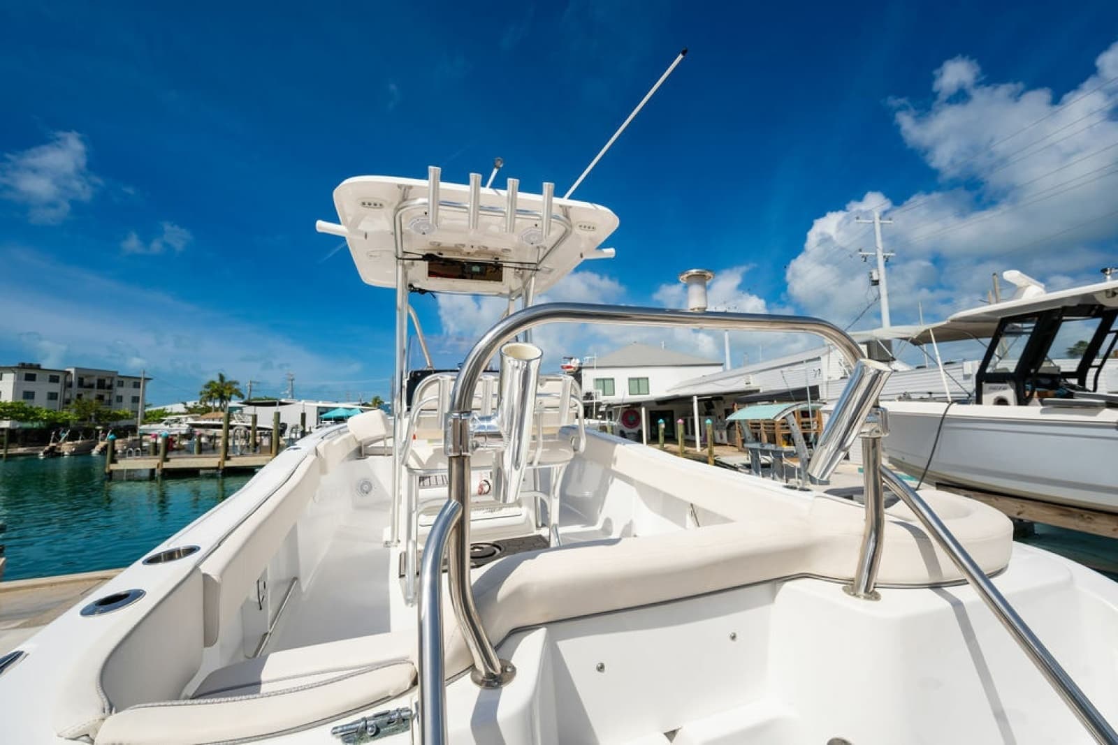 2023 Sea Hunt 234 Ultra