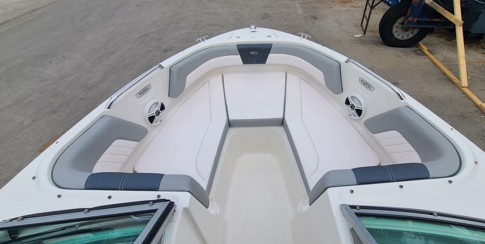 2020 Chaparral 21 SSI OB
