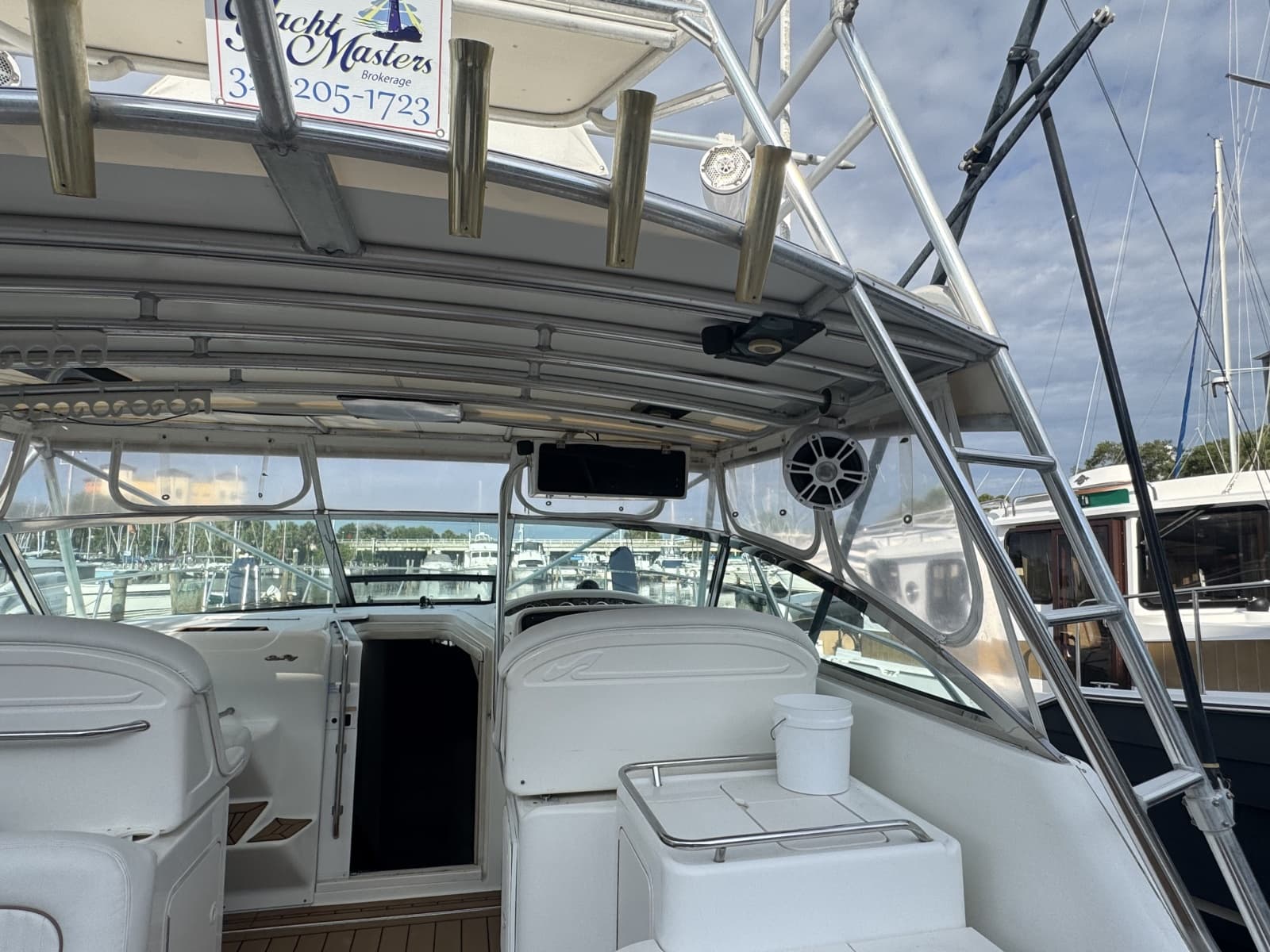 1999 Sea Ray 370 Sport Fish