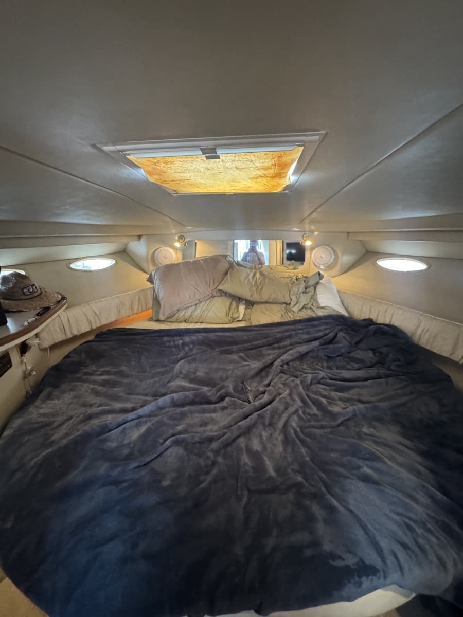 1999 Sea Ray 370 Sport Fish