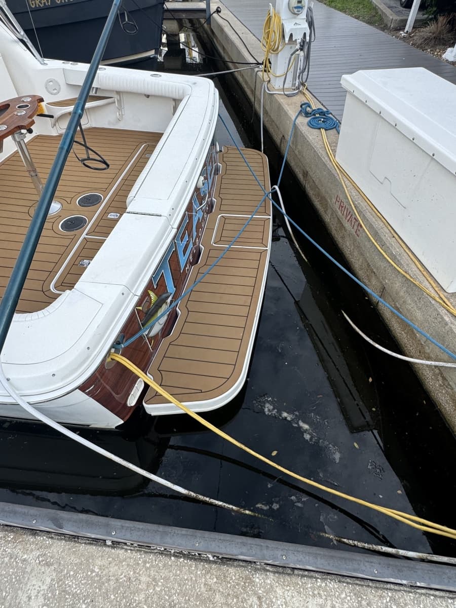 1999 Sea Ray 370 Sport Fish