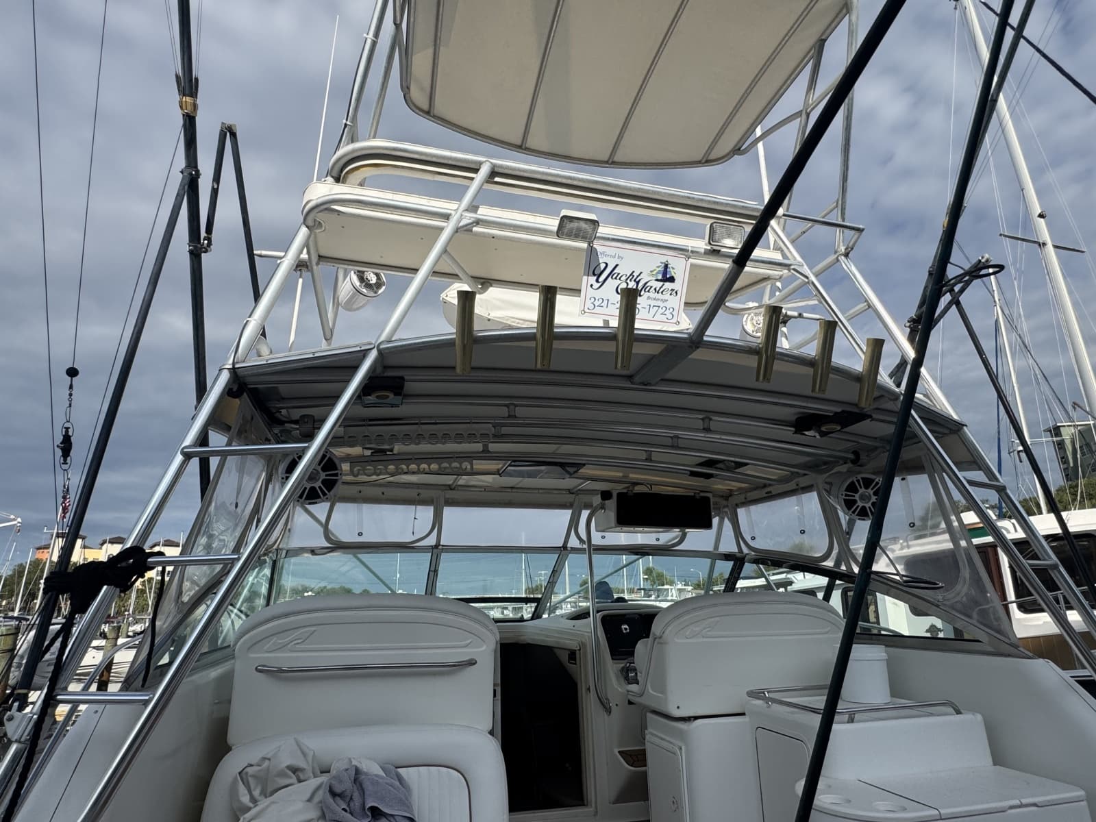 1999 Sea Ray 370 Sport Fish