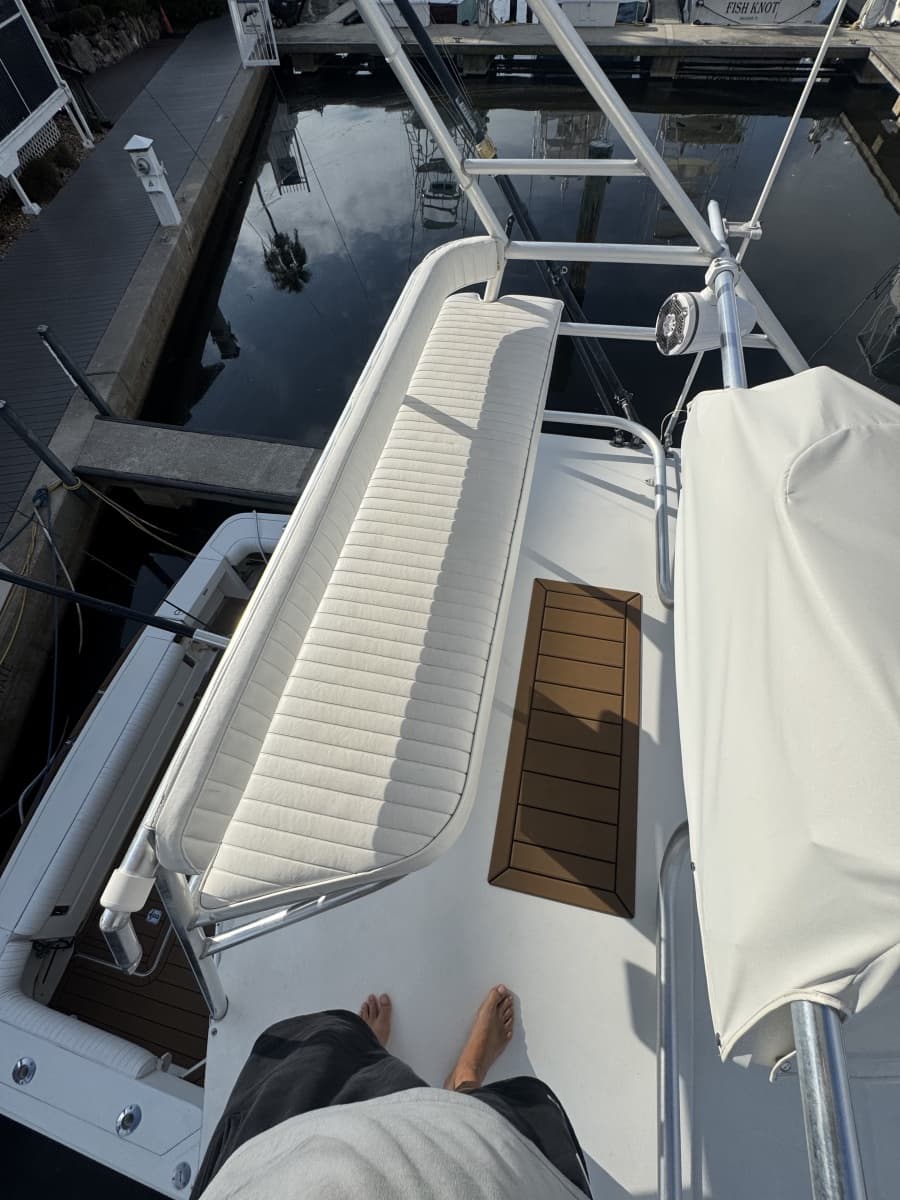 1999 Sea Ray 370 Sport Fish