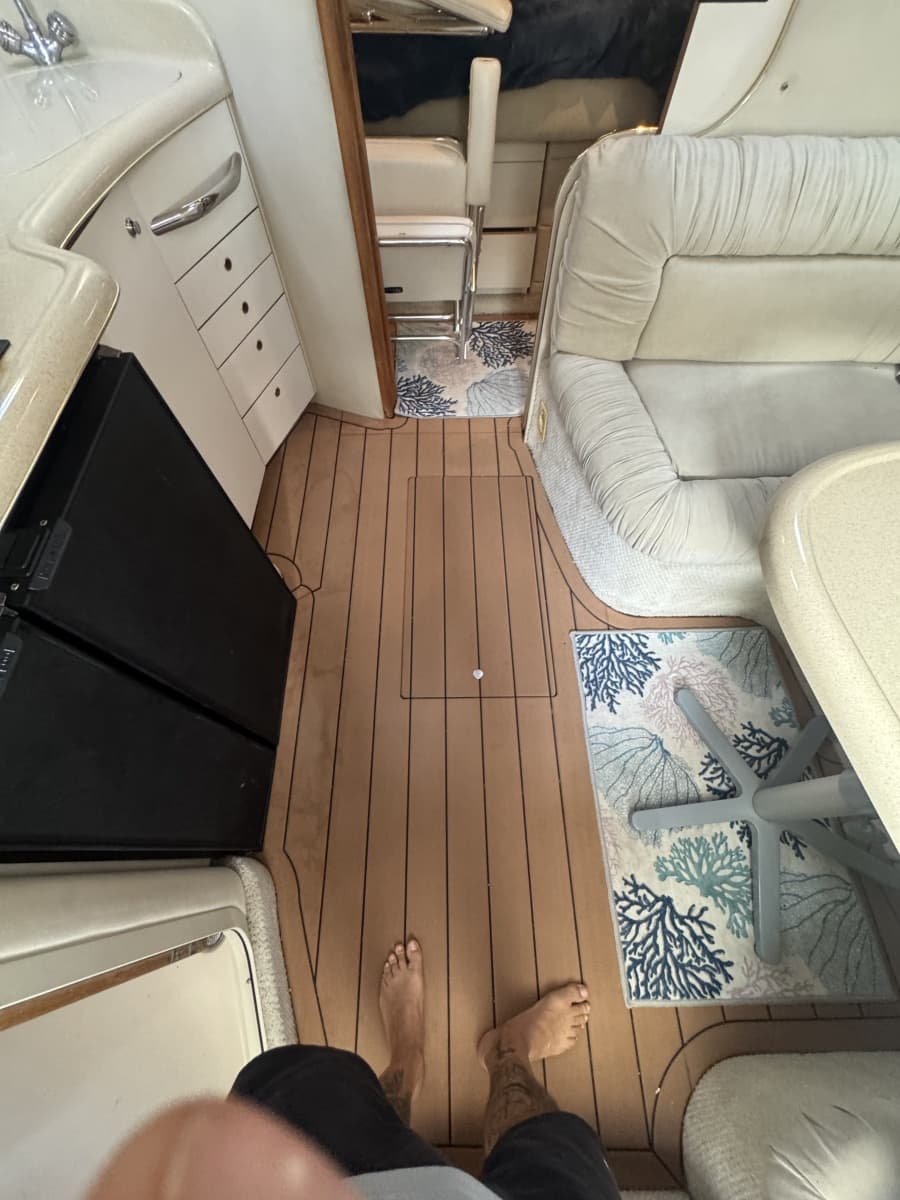 1999 Sea Ray 370 Sport Fish