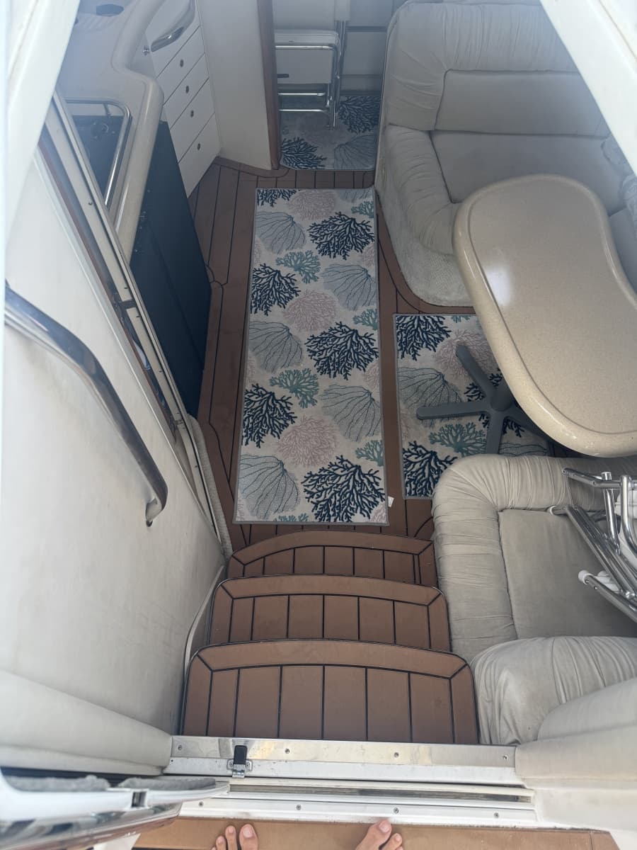 1999 Sea Ray 370 Sport Fish