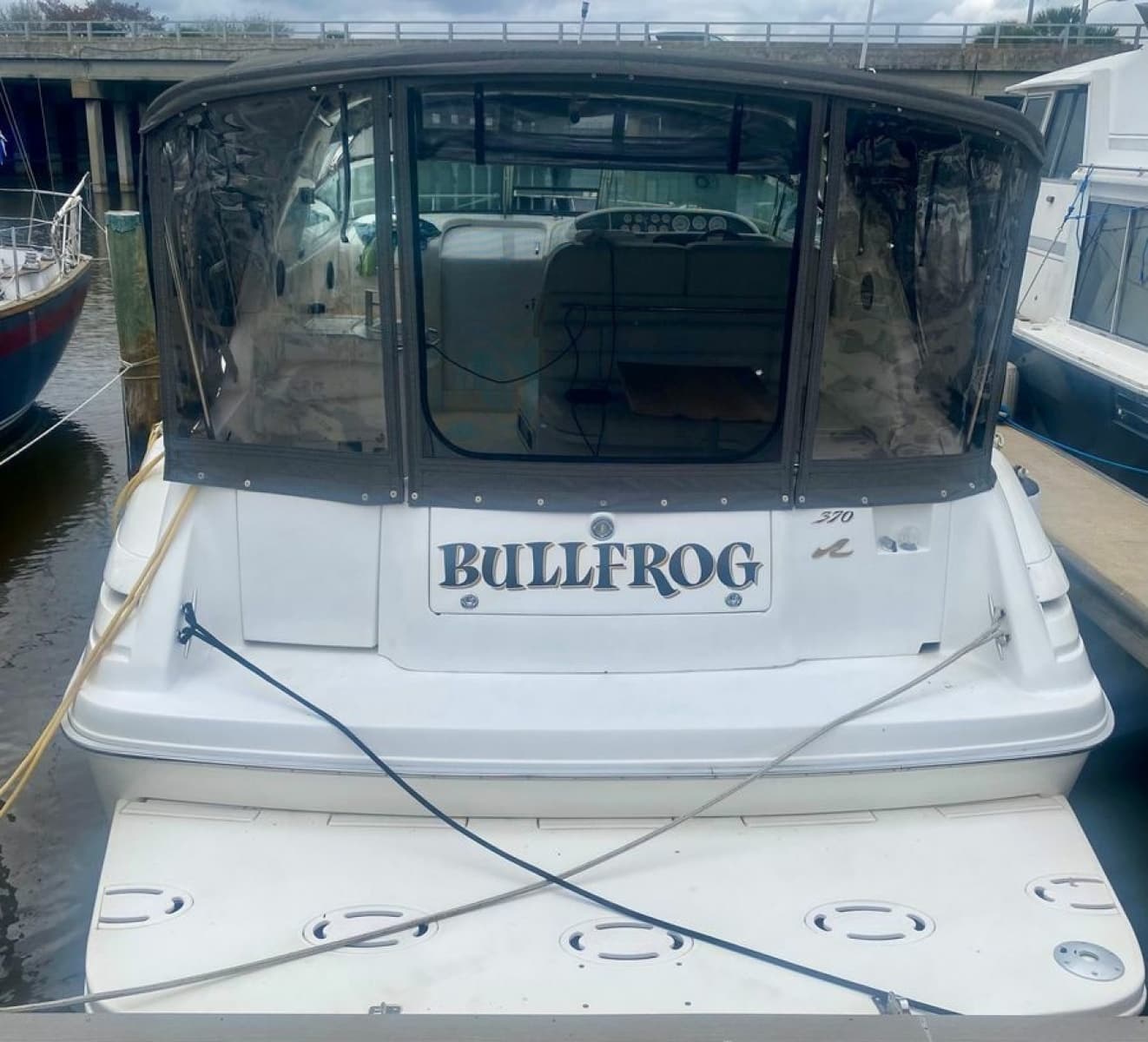 1995 Sea Ray 370 Sundancer