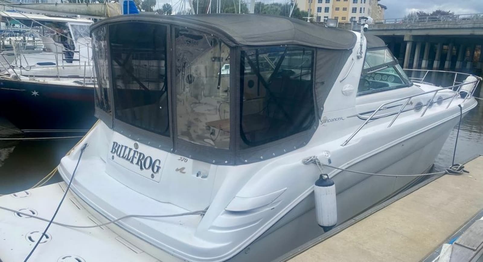 1995 Sea Ray 370 Sundancer