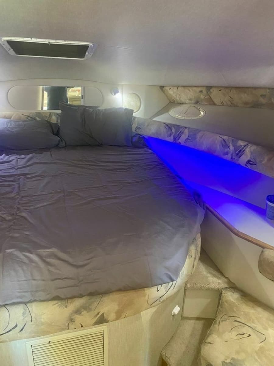 1995 Sea Ray 370 Sundancer